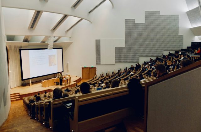 Matriculants 2026: Apply for NSFAS, But Don’t Ignore Other Bursaries